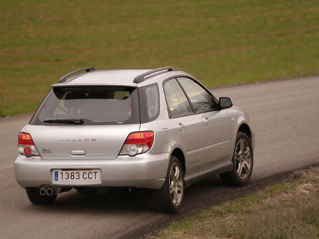 سوبارو إمبريزا WRX ‏2002. الهيكل، المظهر الخارجي. ستيشن ٥ أبواب (صالون), 2 الجيل، تحديث 1