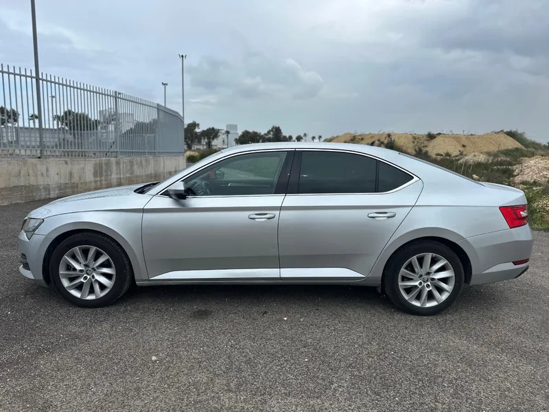 Skoda Superb 2nd hand, 2020, private hand