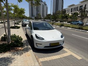 Tesla Model 3, 2022, photo