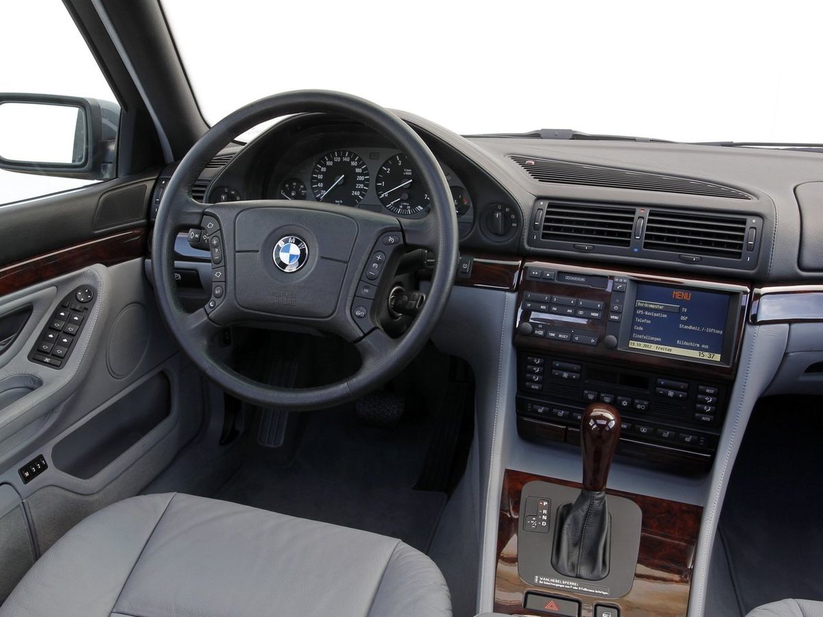 BMW 7 series 1998. Dashboard. Sedan Long, 3 generation, restyling