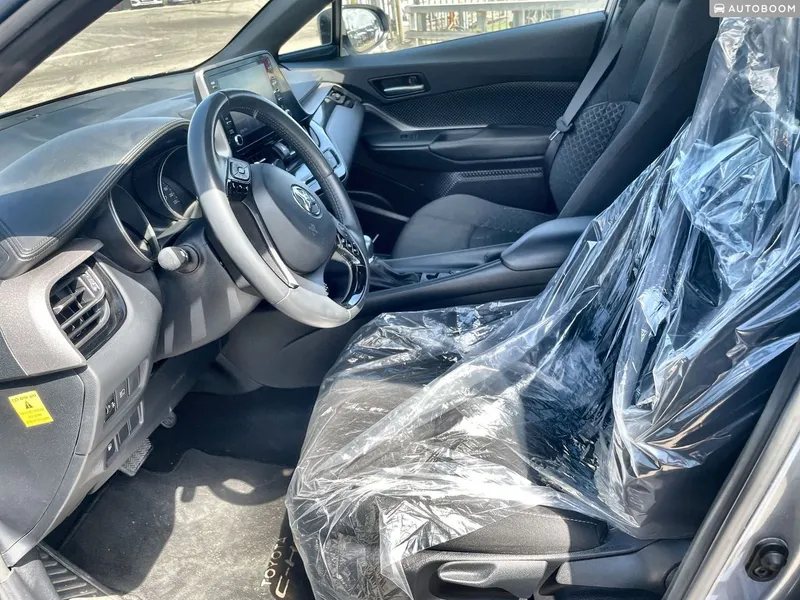 Toyota C-HR с пробегом, 2021, частная