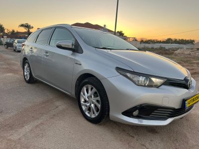 Toyota Auris, 2018, photo