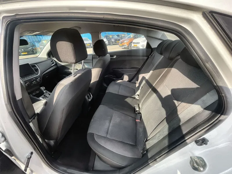 Hyundai Accent 2nd hand, 2022