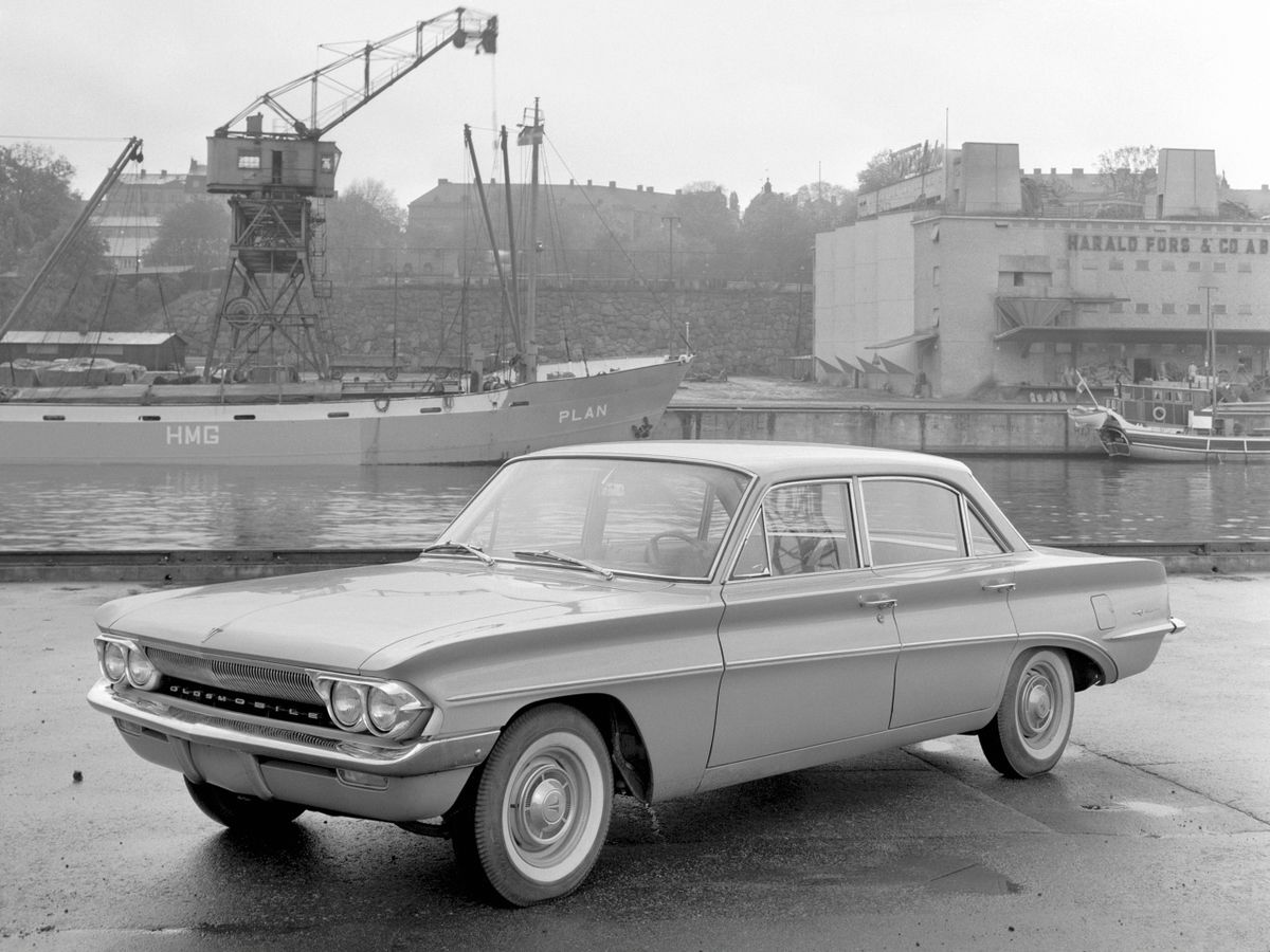 Oldsmobile F-85 1961. Carrosserie, extérieur. Berline, 1 génération