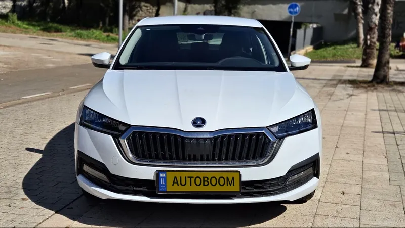 Skoda Octavia с пробегом, 2022