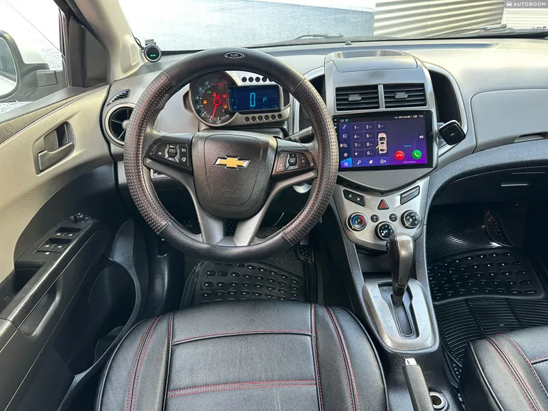 Chevrolet Sonic 2nd hand, 2015, private