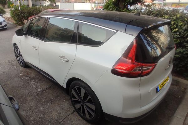 Renault Grand Scenic с пробегом, 2020, частная рука