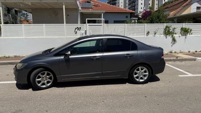 Honda Civic с пробегом, 2010, частная рука