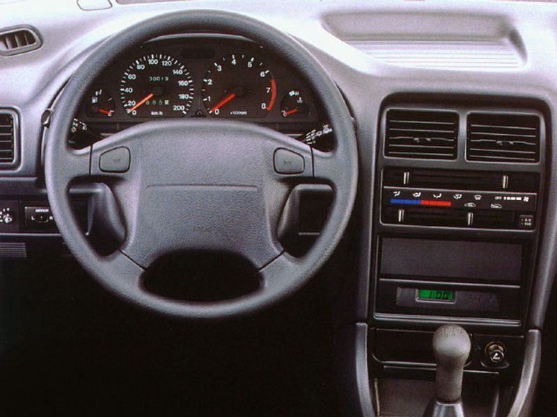 Suzuki Swift 2000. Dashboard. Mini 3-doors, 2 generation, restyling