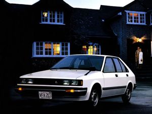 Nissan Langley 1982. Carrosserie, extérieur. Mini 5-portes, 2 génération