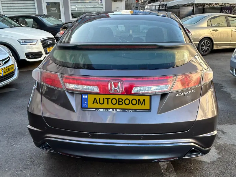 Honda Civic с пробегом, 2011