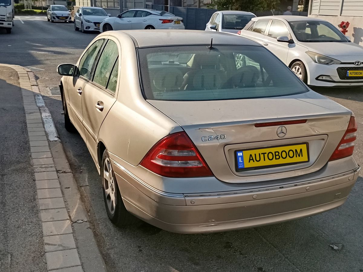 מרצדס C-Class יד 2 רכב, 2005, פרטי