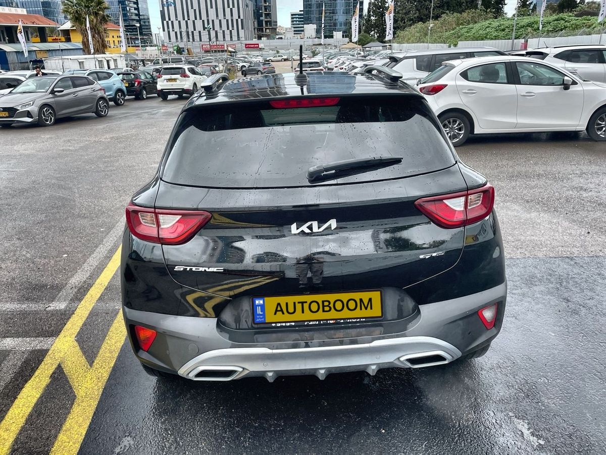 Kia Stonic 2nd hand, 2022, private hand