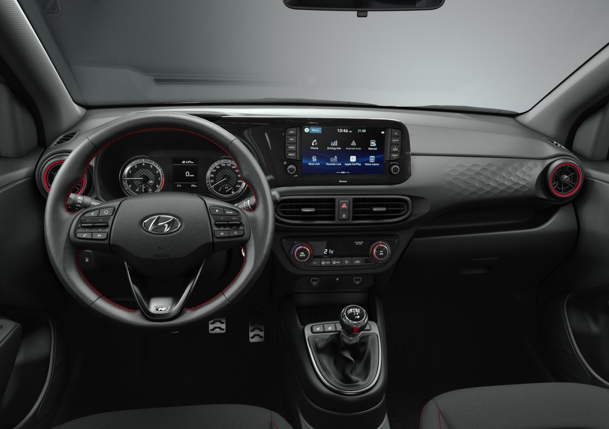 Hyundai i10 2019. Dashboard. Mini 5-doors, 3 generation