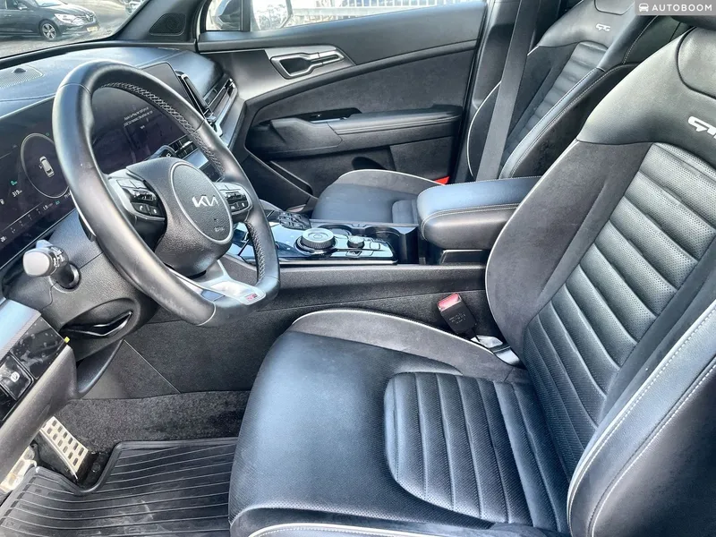 Kia Sportage 2nd hand, 2023, private
