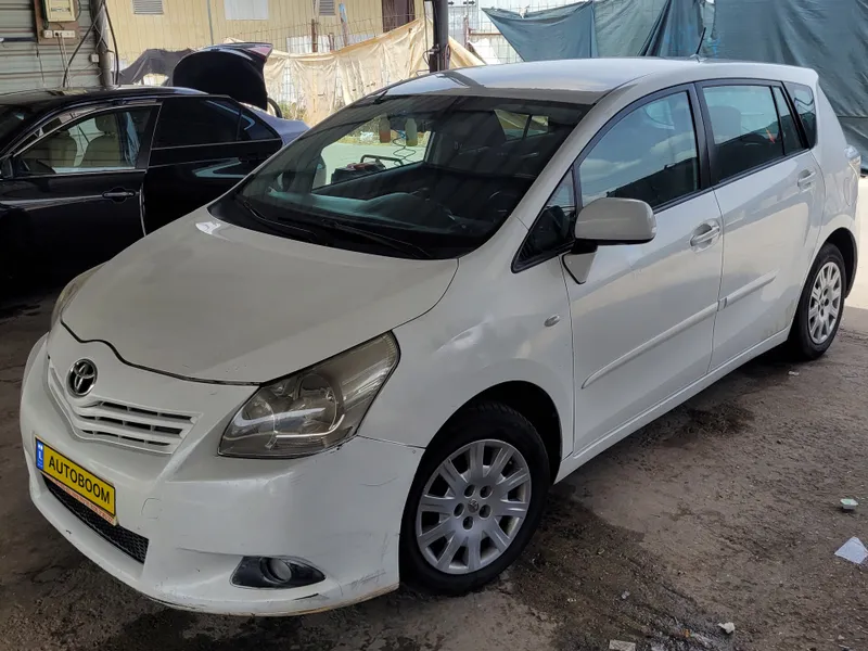 Toyota Verso 2nd hand, 2010, private hand