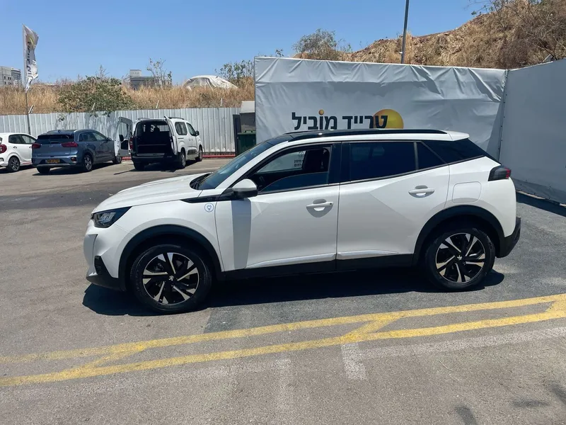 Peugeot 2008 2nd hand, 2021, private hand