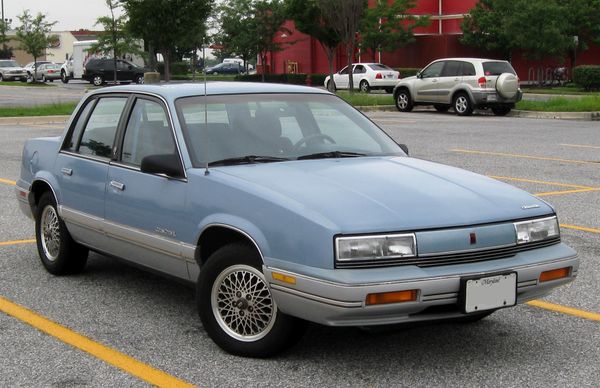 Oldsmobile Cutlass Calais 1984. Bodywork, Exterior. Sedan, 1 generation