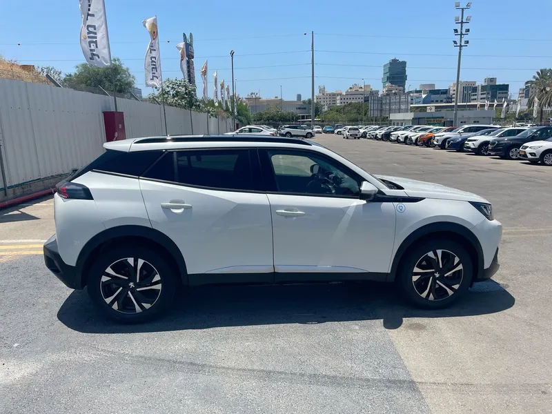 Peugeot 2008 2nd hand, 2021, private hand