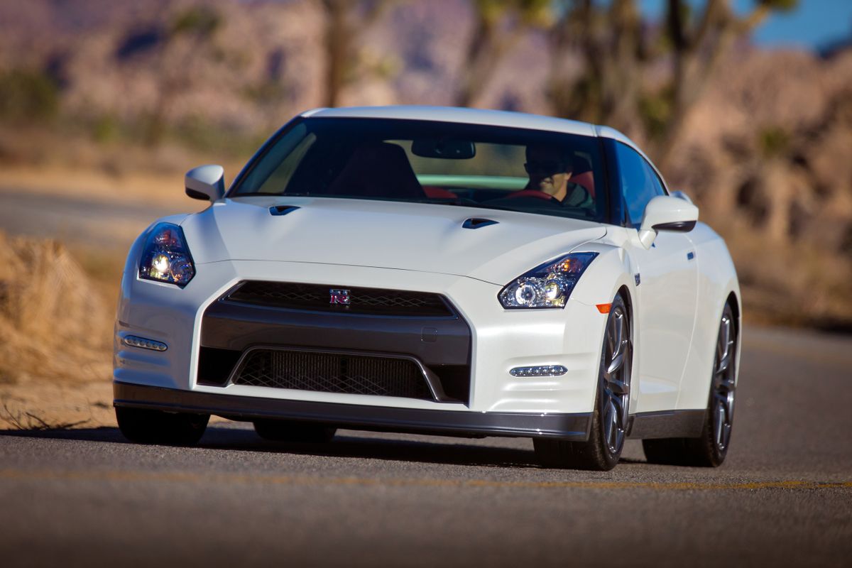 Nissan GT-R 2010. Bodywork, Exterior. Coupe, 1 generation, restyling 1