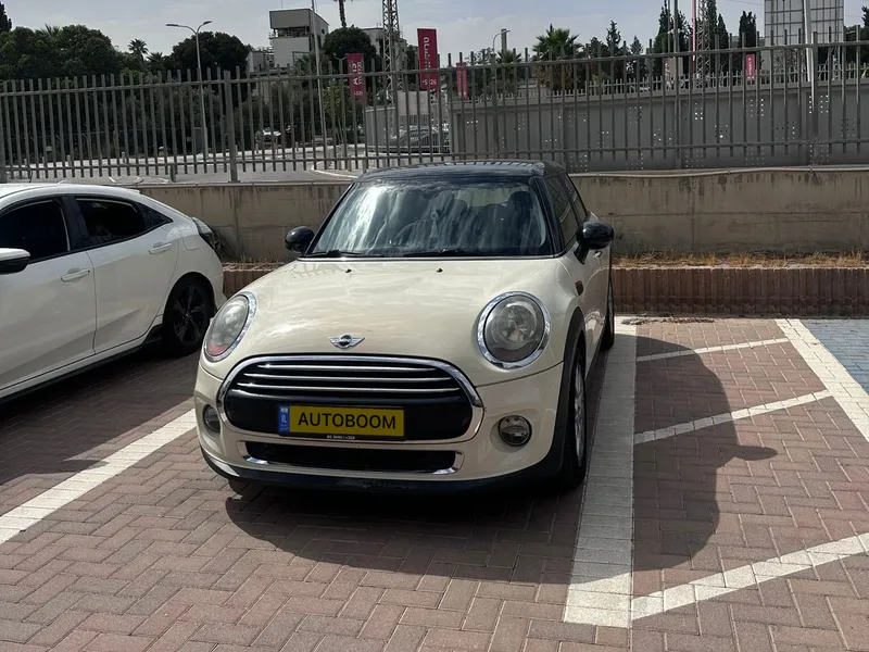 MINI Cooper 2nd hand, 2017, private hand