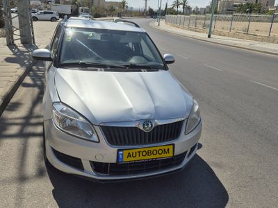 Škoda Fabia 2ème main, 2011, main privée