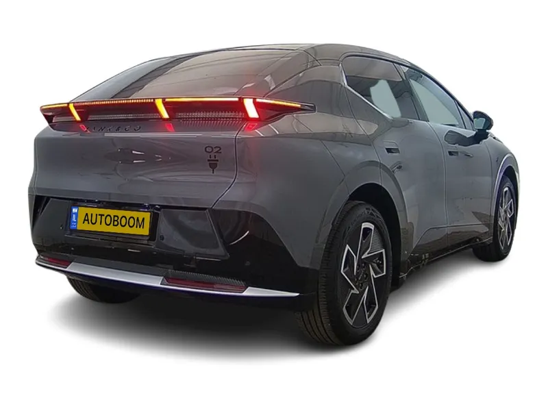 Lynk & Co 02 новый, 2025