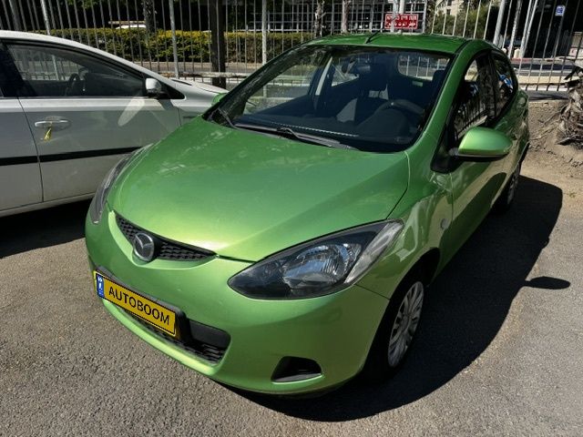 Mazda 2 2nd hand, 2010