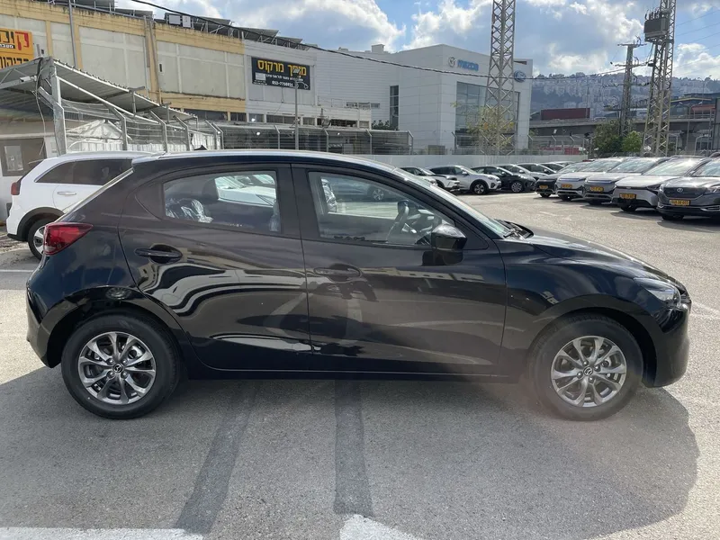 Mazda 2 new car, 2024