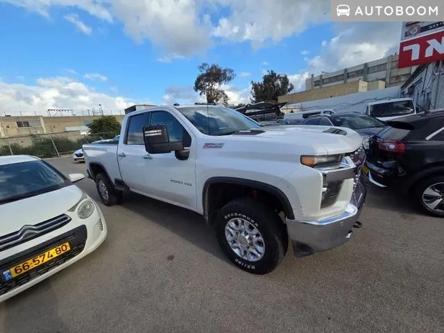 Chevrolet Silverado с пробегом, 2022