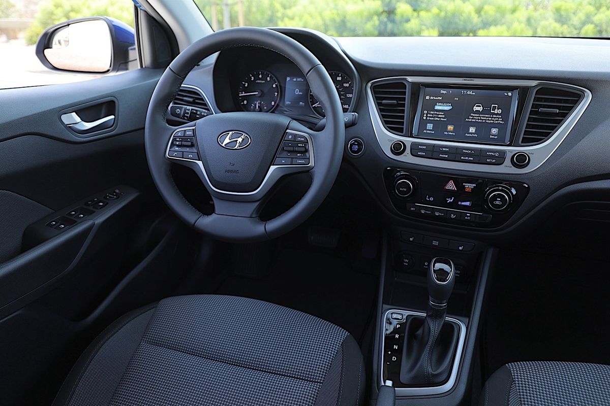 Hyundai Accent 2017. Front seats. Sedan, 5 generation