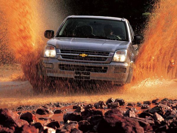 שברולט LUV D-MAX ‏2006. מרכב, צורה. טנדר תא כפול, 1 דור