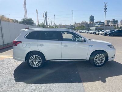 Mitsubishi Outlander с пробегом, 2019, частная рука
