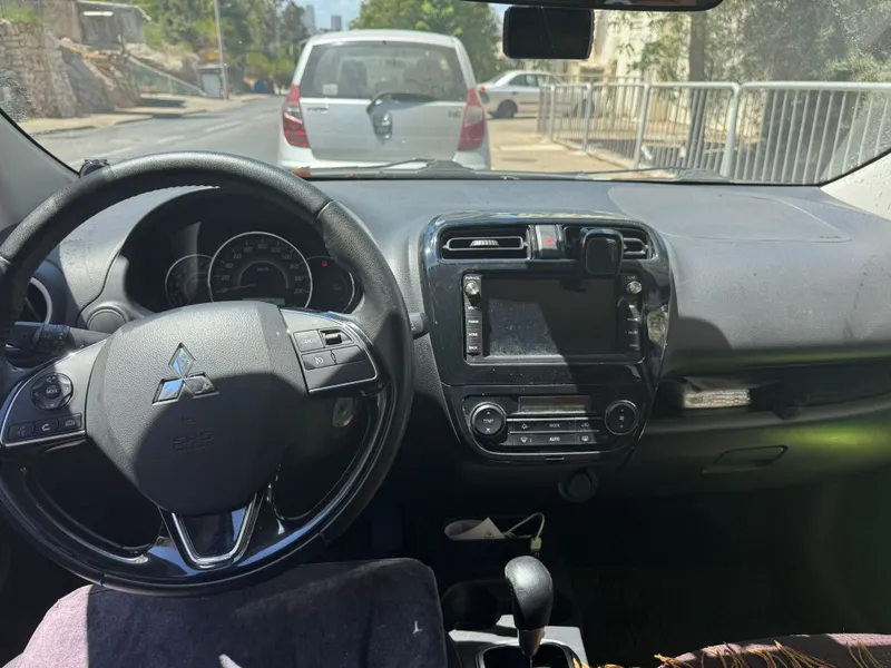 מיצובישי ספייס סטאר יד 2 רכב, 2019, פרטי