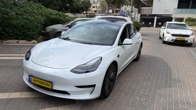 Tesla Model 3 2nd hand, 2023, private hand