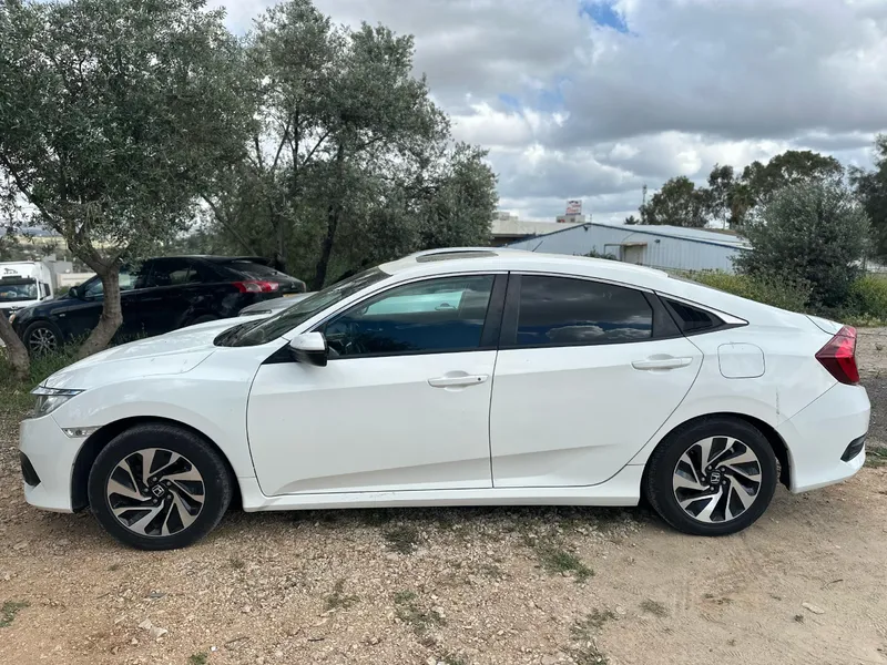 Honda Civic 2nd hand, 2018, private hand