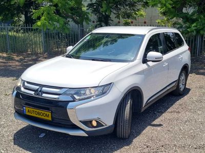 Mitsubishi Outlander 2nd hand, 2016, private hand
