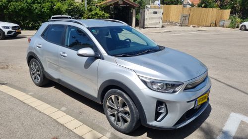 Kia Stonic, 2023, photo