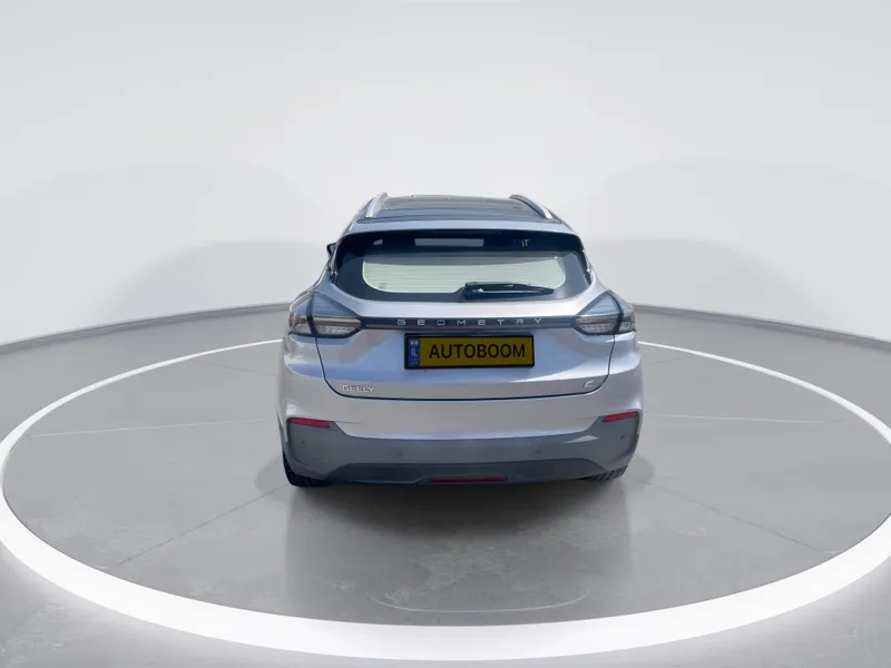 Geely Geometry C с пробегом, 2023, частная