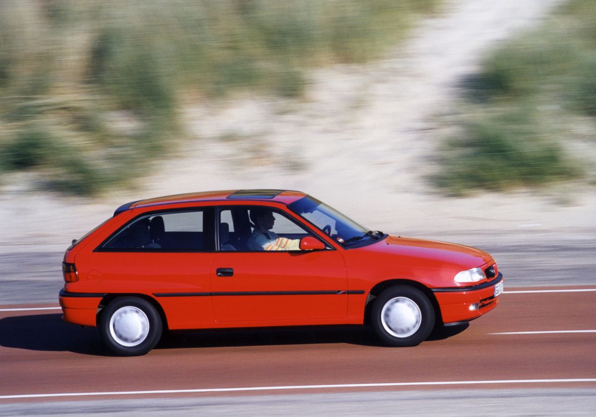 Opel Astra 1994. Carrosserie, extérieur. Hatchback 3-portes, 1 génération, restyling 1