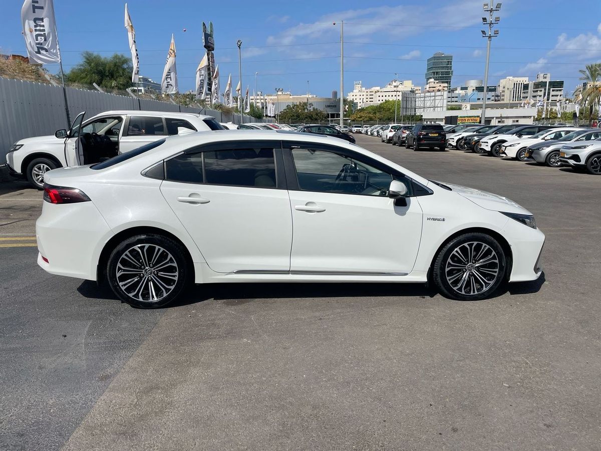 Toyota Corolla 2nd hand, 2021, private hand