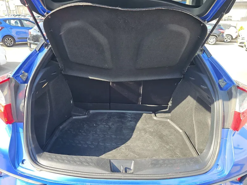Toyota C-HR 2ème main, 2019, main privée