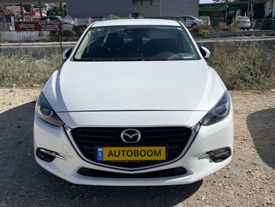 Mazda 3 с пробегом, 2018, частная рука
