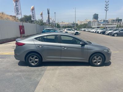 Hyundai Elantra 2nd hand, 2017, private hand