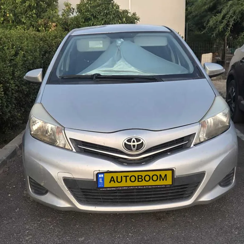 Toyota Yaris 2ème main, 2012, main privée