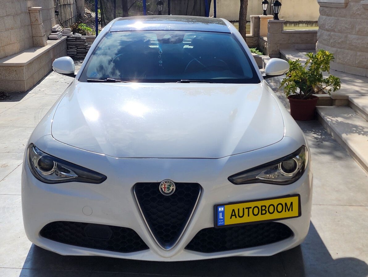 Alfa Romeo Giulia 2nd hand, 2017, private hand