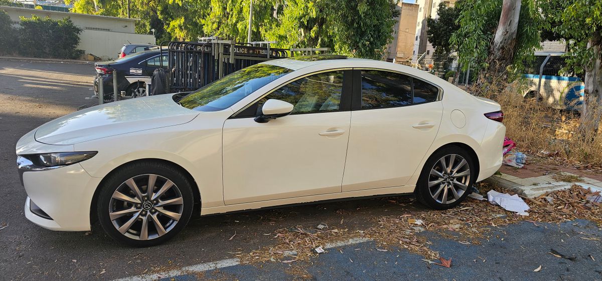 Mazda 3 с пробегом, 2021, частная рука