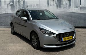 Mazda 2, 2021, фото