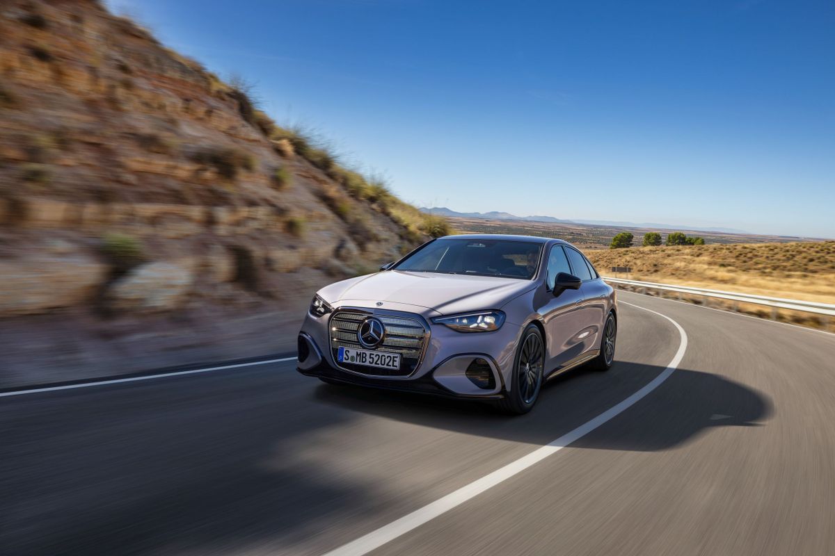מרצדס C-Class. הרכב.