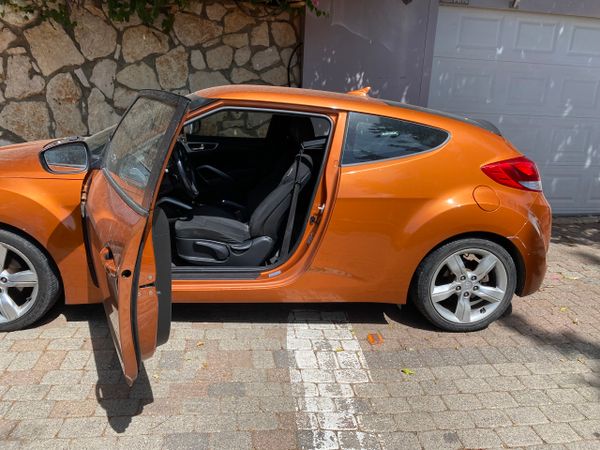 Hyundai Veloster с пробегом, 2015, частная рука